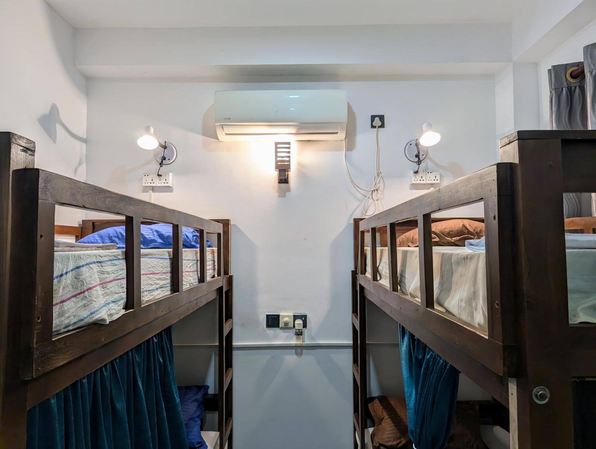 Costels Mirissa Hostel Стая снимка