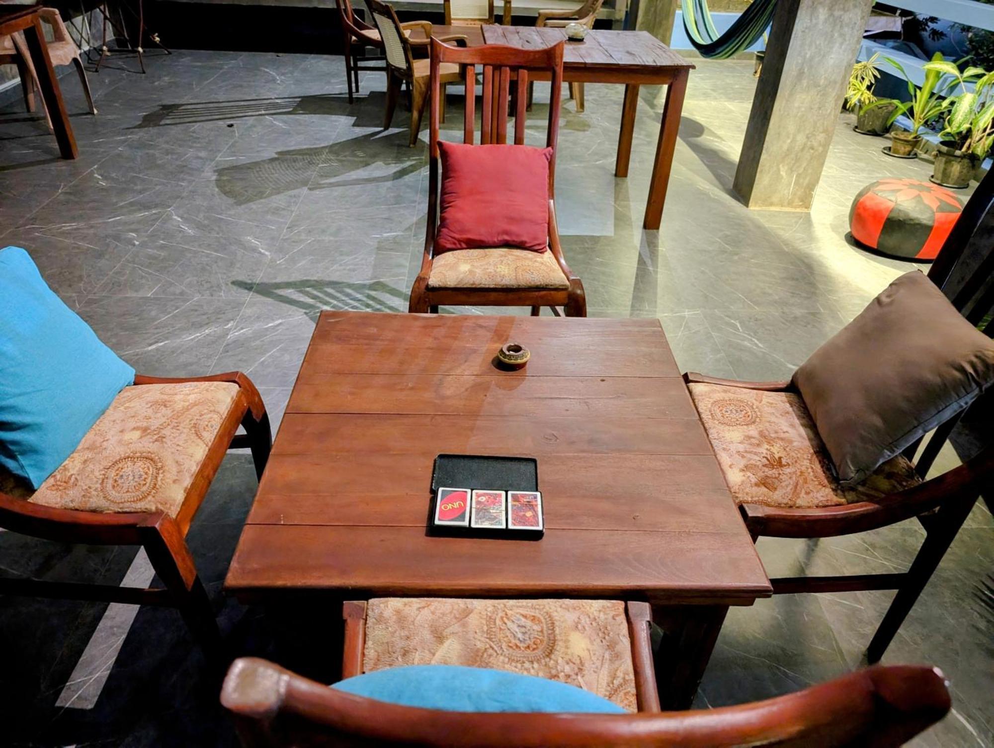Costels Mirissa Hostel Екстериор снимка